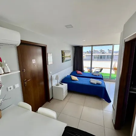 Homestay Privado E Entrada Independente Com Aquecimento E Terraco - Vila Centro Braga